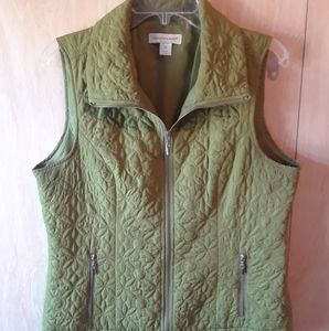 C&B Green quilted zipup vest.